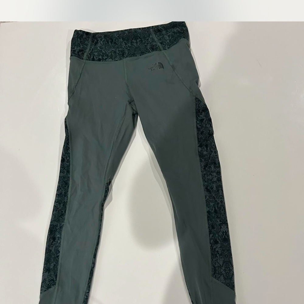 The North Face women’s ' Dark Gray Patterned Leggings